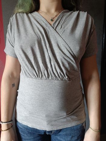 Tee-shirt d'allaitement 