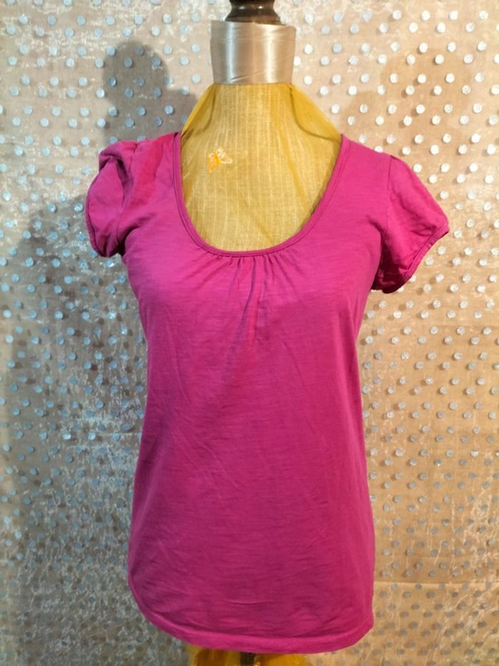 T-shirt rose fushia taille 3