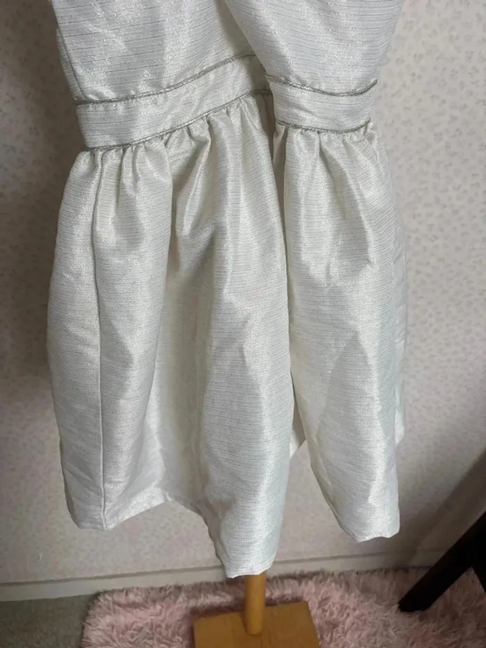 Robe de cérémonie 12ans marque kiabi - photo numéro 4
