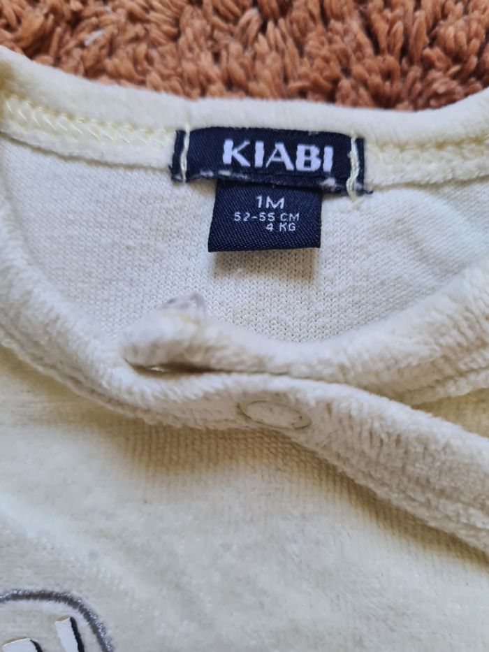 Pyjama - 1 mois - photo numéro 3