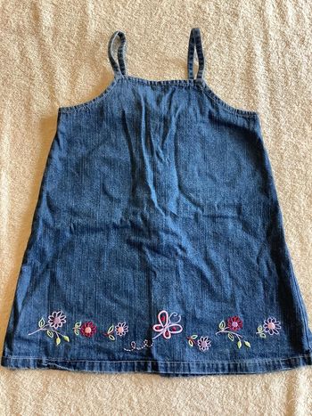 Robe en jean Kiabi 18 mois avec broderies