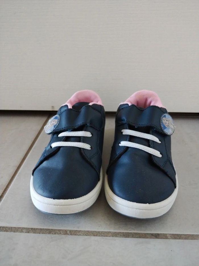 Chaussures la reine des neiges très bon état pointure 28 - photo numéro 4