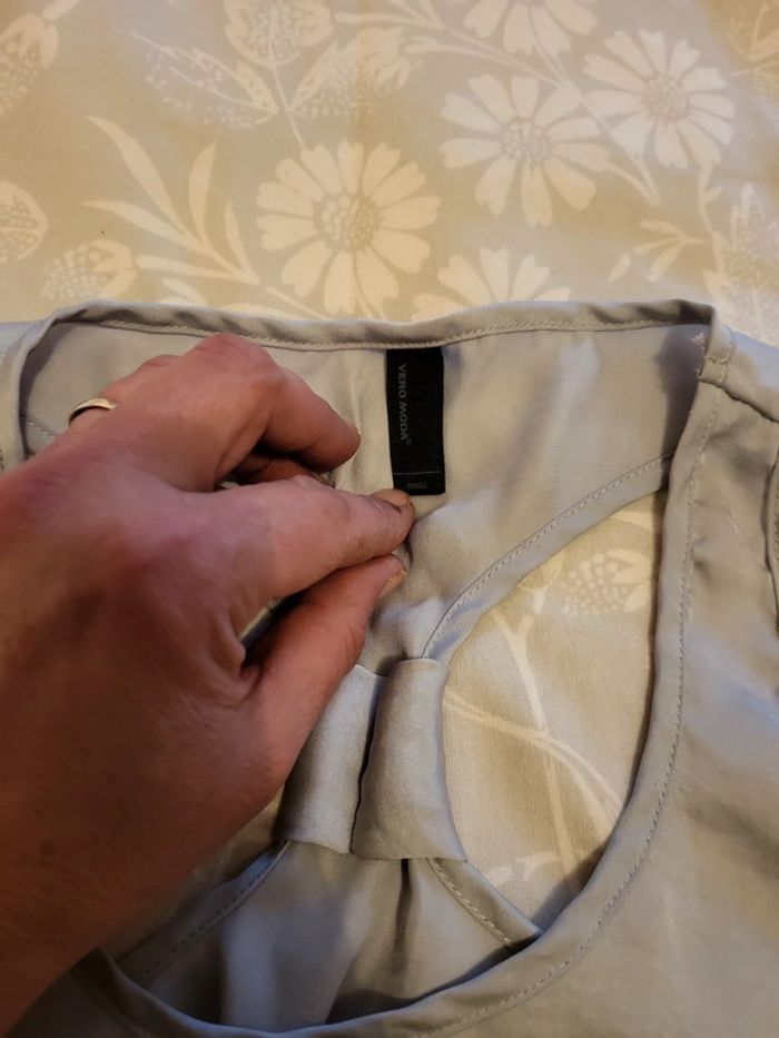 Top satiné - photo numéro 2