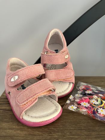 Sandales Falcotto by Naturino + accessoires cheveux