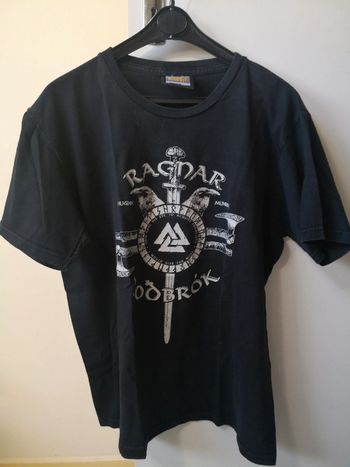 Tee shirt noir imprimé