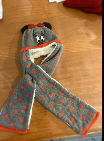 Bonnet écharpe bien  chaud Minnie