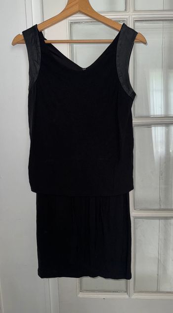 Robe avec du cuir the Kooples  Taille 36