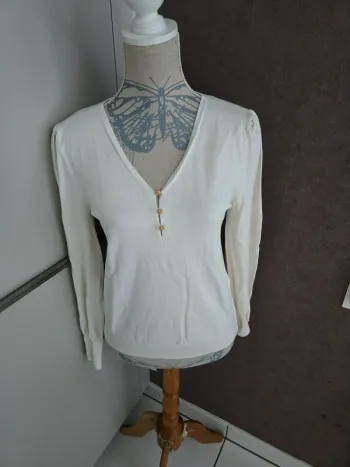 Pull Morgan taille S neuf, juste lavé