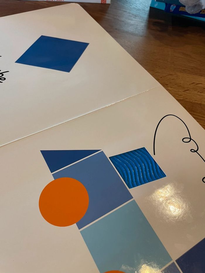 Livre cartonné à toucher Les formes à toucher - photo numéro 12