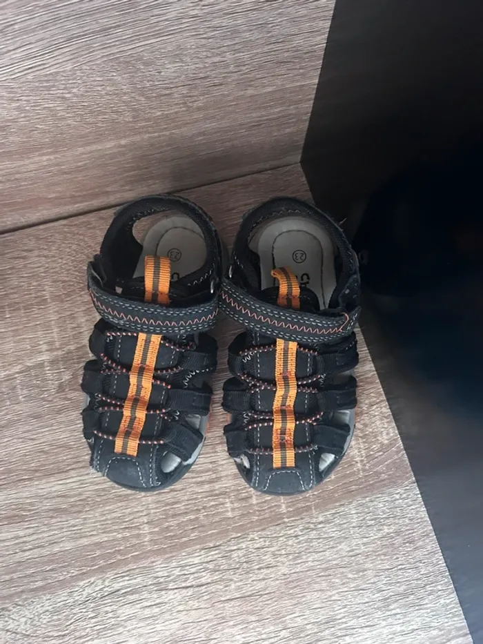 Sandales enfants noir et orange T23 - photo numéro 2