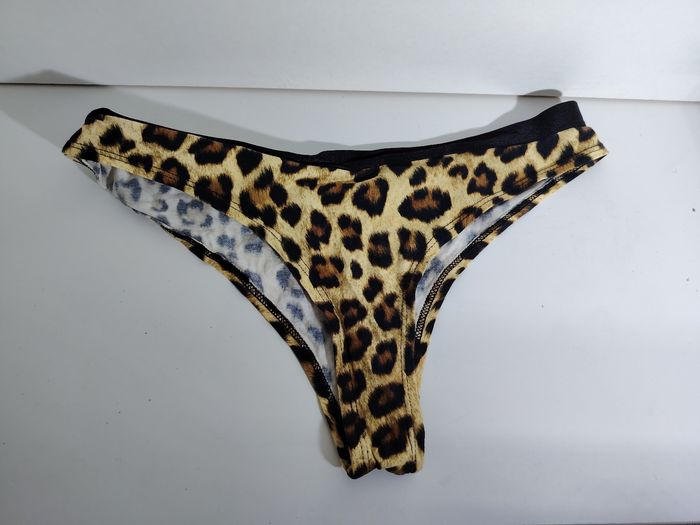 String - photo numéro 2