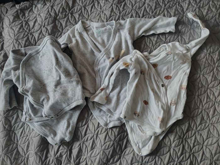 Lot bodies manches longues 3 mois