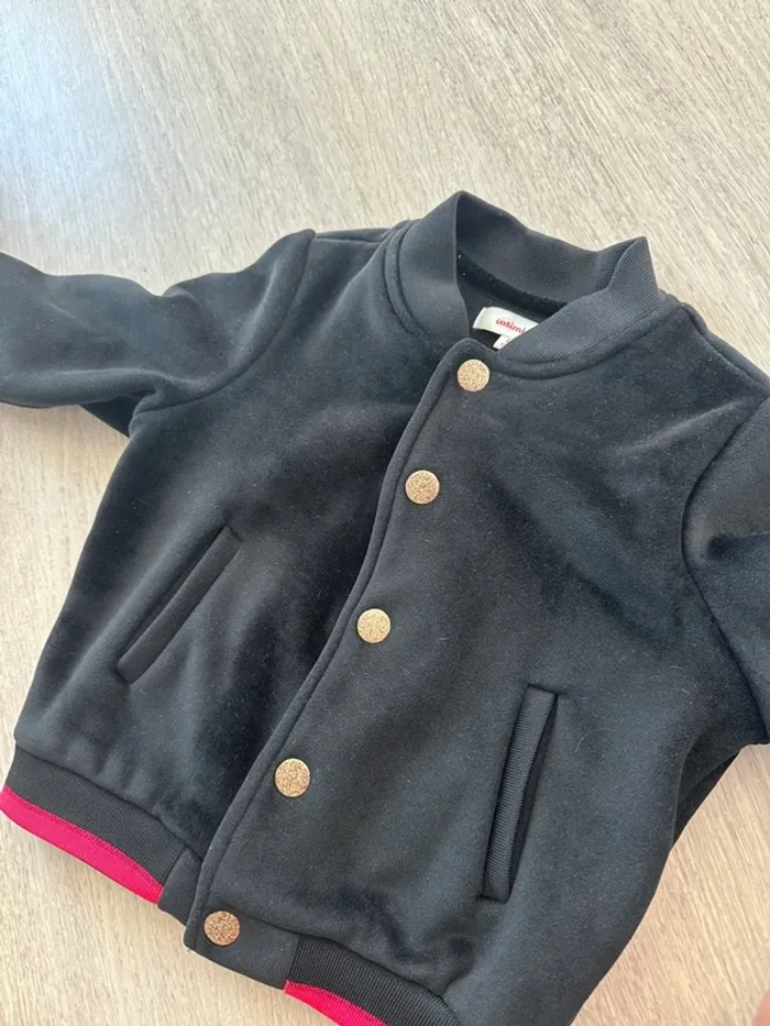 Veste Catimini 4 ans – velours avec motif biche 🦌💜 - photo numéro 2