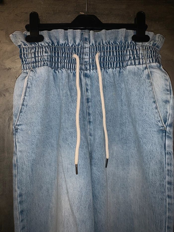 Jean denim Bershka XS - photo numéro 3
