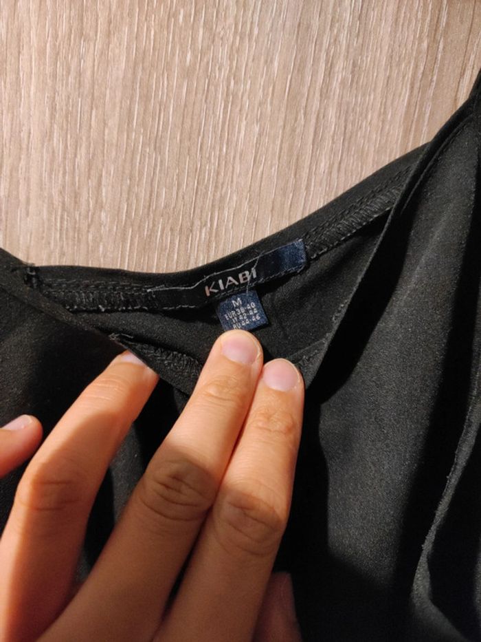 Top spaghetti , jamais porté - photo numéro 2