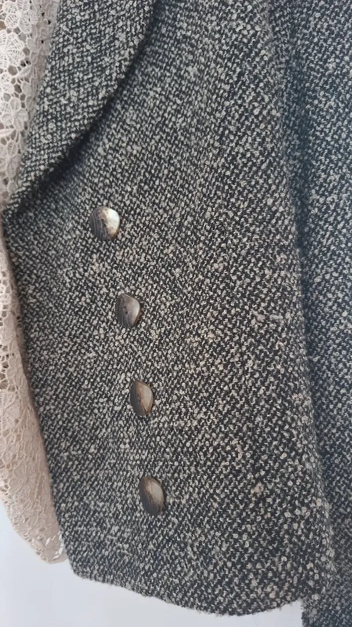 Blazer court en Tweed (laine) Yumi Mazao Paris - Made in France Parfait pour les looks automnale - photo numéro 5