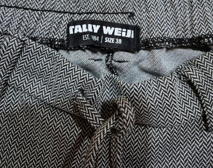 Pantalon Tally Weijl 38 - photo numéro 3