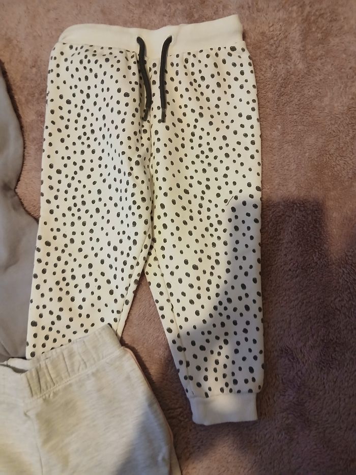 3 jogging 18 mois - photo numéro 3