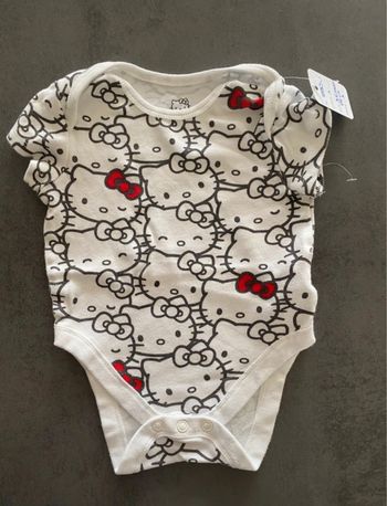 Bodie blanc Hello Kitty Primark 3-6 mois/68 cm [ref.78B070]