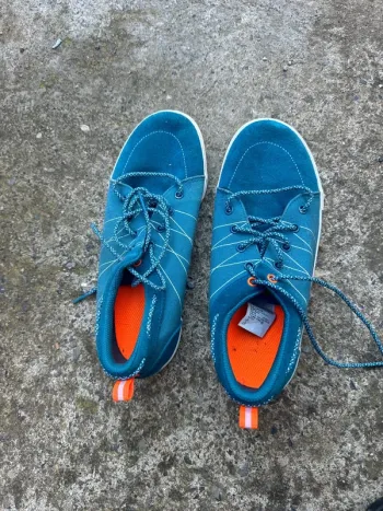 Chaussures tribord bleues 37