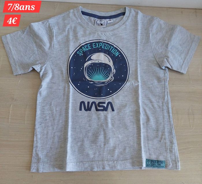 T-shirt blanc et bleu garçon 8ans - photo numéro 2