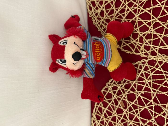 Peluche écureuil YELLOH VILLAGE Camping castor rouge 18 cm - photo numéro 2