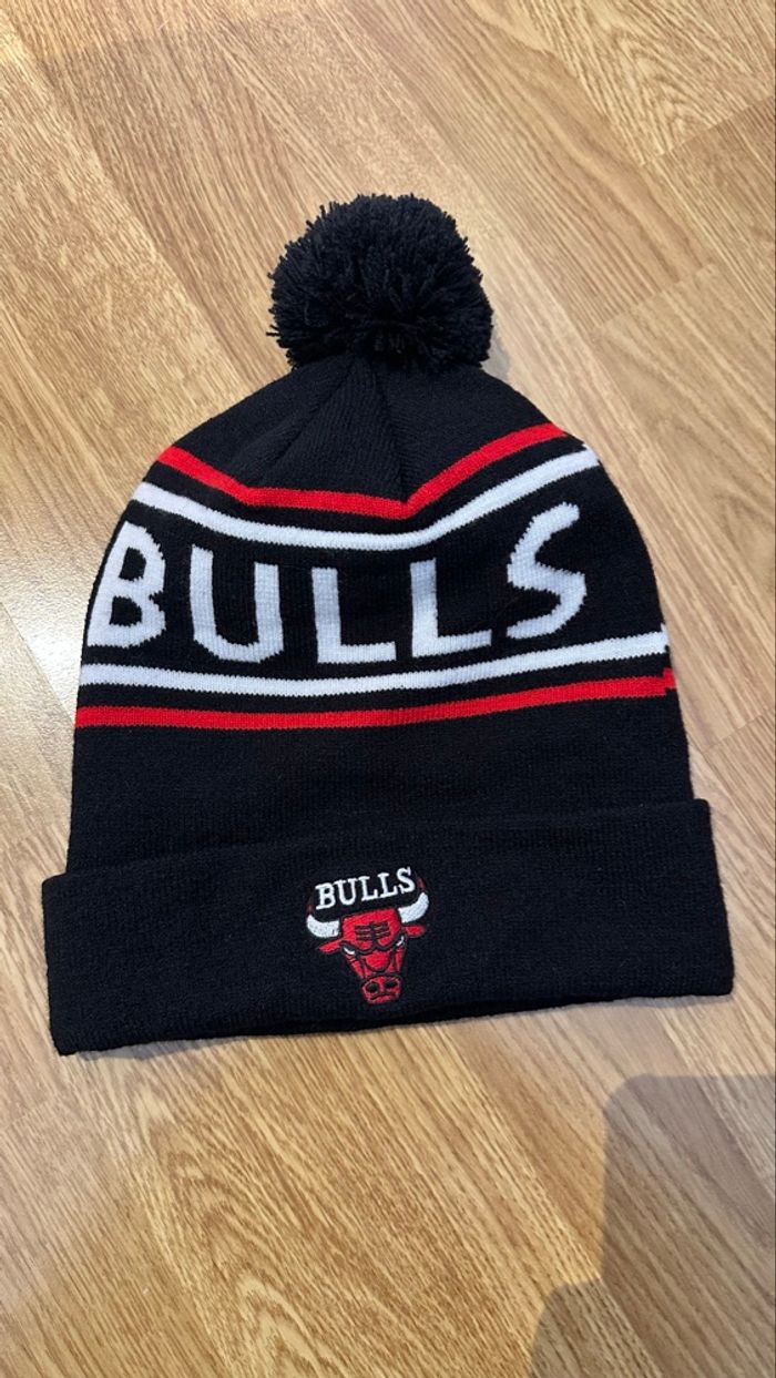 Bonnet Chicago Bulls neuf avec pompons