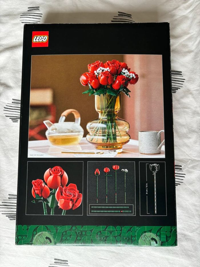 Lego 10328 Le Bouquet de roses - photo numéro 2