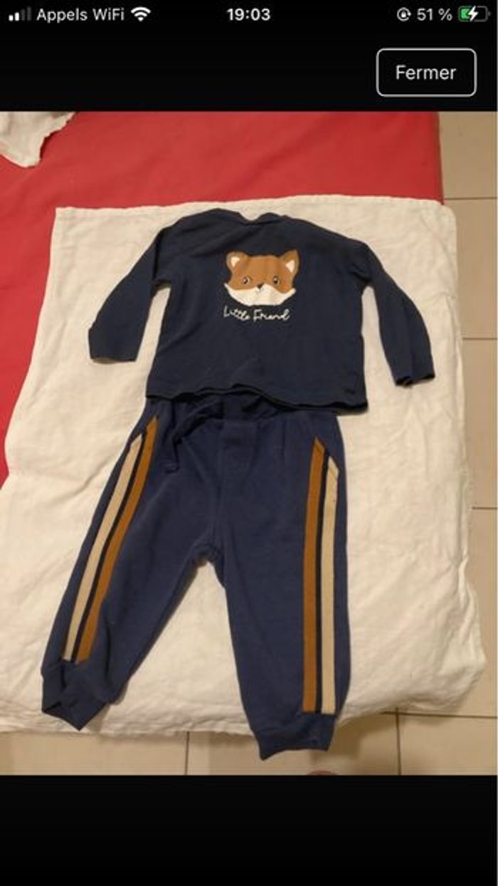 Ensemble pantalon jogging et haut taille 3 mois