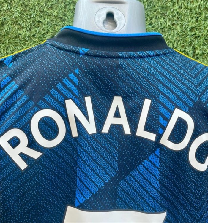 Maillot Ronaldo Manchester United - photo numéro 4