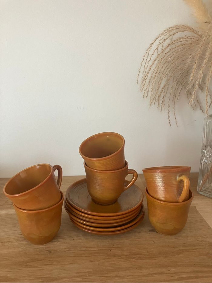 Vintage-Ensemble de 6 tasses et soucoupes-Modèle Volcan-Arcopal - photo numéro 3