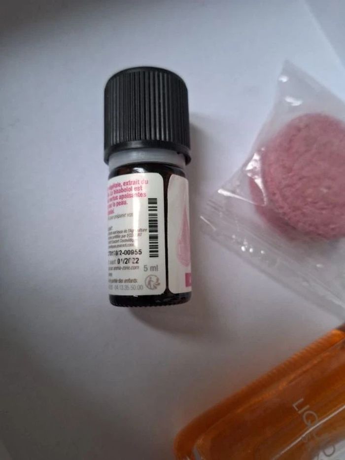 Lot produits cosmétiques neuf - photo numéro 2