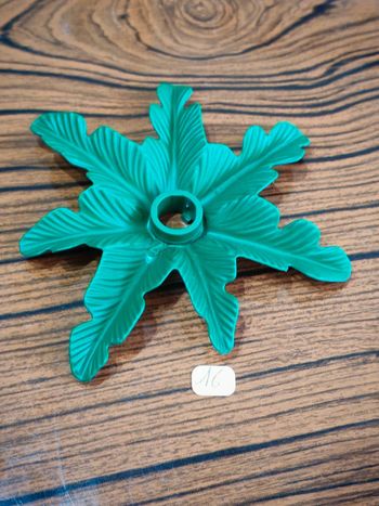 Playmobil végétation sapin branche numéro 4