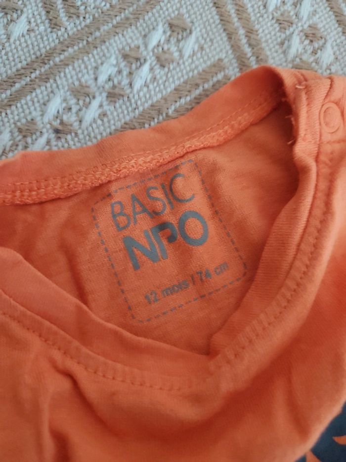 Lot de tshirt - photo numéro 3