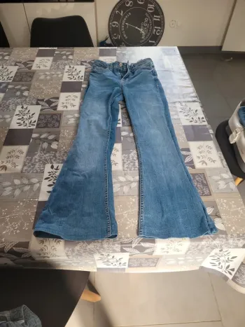 Jean flare 32 bershka