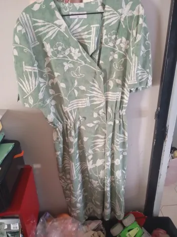 Superbe robe un jour ailleurs