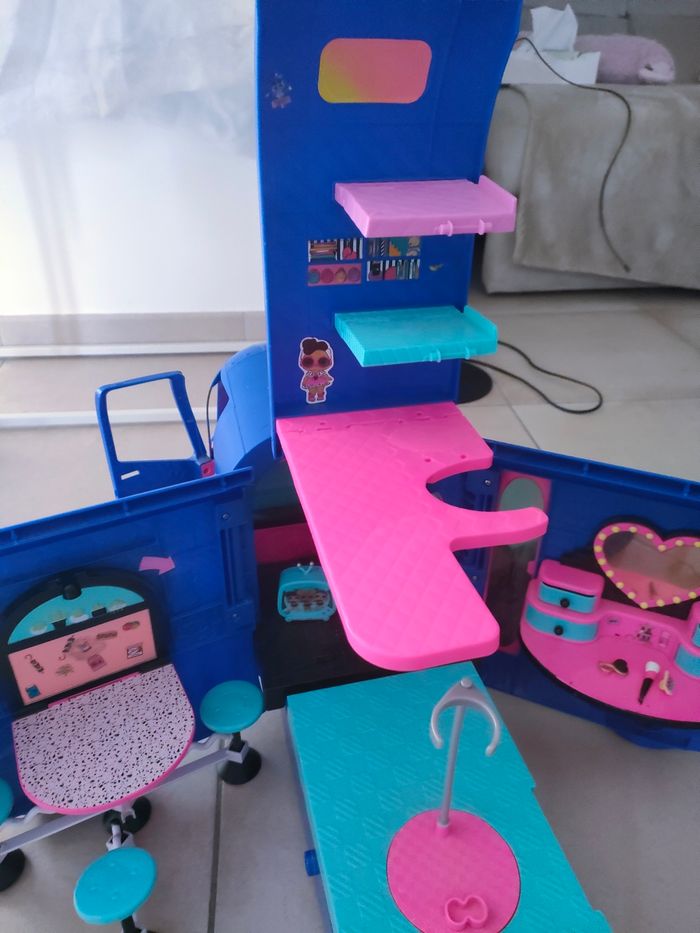 Camping car LOL surprise - photo numéro 2