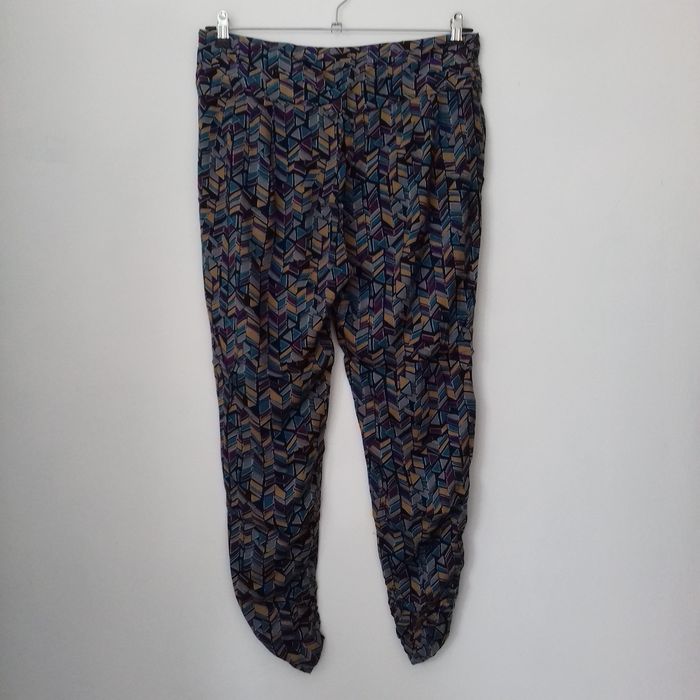 Pantalon fluide multicolors - Bershka - T.L - Neuf - photo numéro 2