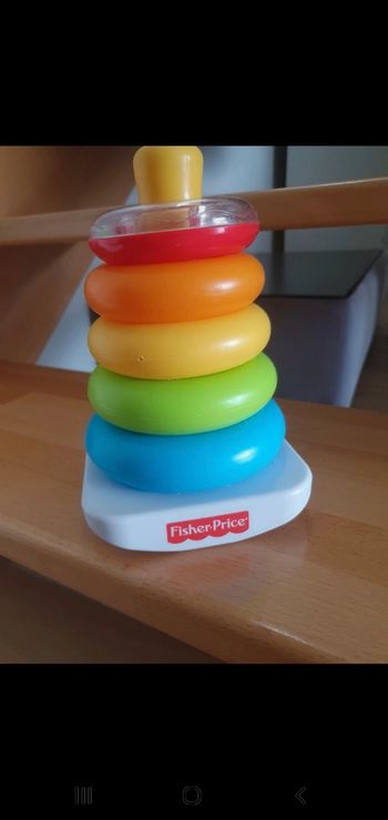Tour d'éveil Pyramide Fisher Price