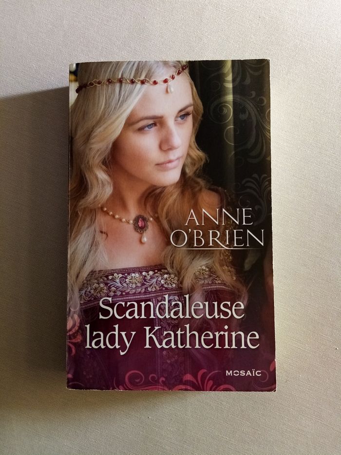 Livre Harlequin historique