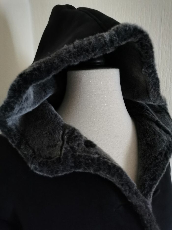 Manteau en fausse fourrure Lulu la Contrebande T 12 ans - photo numéro 3