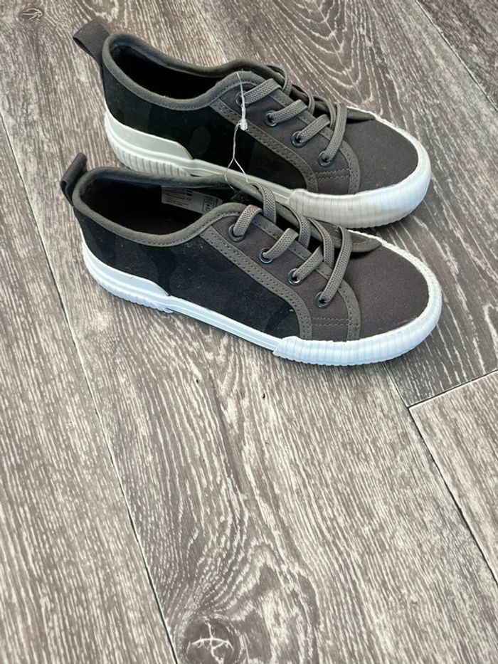 Chaussures neuve orchestra taille 31 - photo numéro 3