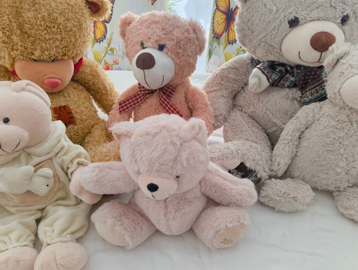 Lot peluches oursons - photo numéro 3