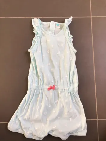 Combi short 36 mois en très bon état