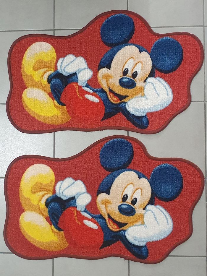 2 tapis Mickey 50x80 - photo numéro 2