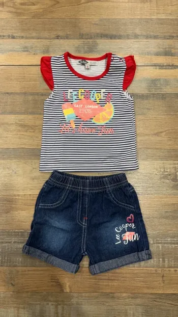 T-shirt sans manches short