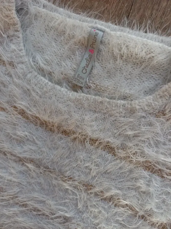 Pull fille 8 ans - photo numéro 3