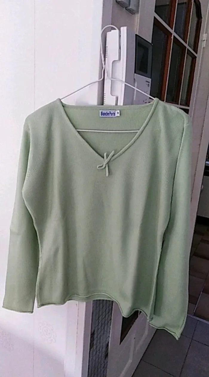 Pull vert taille 38/40