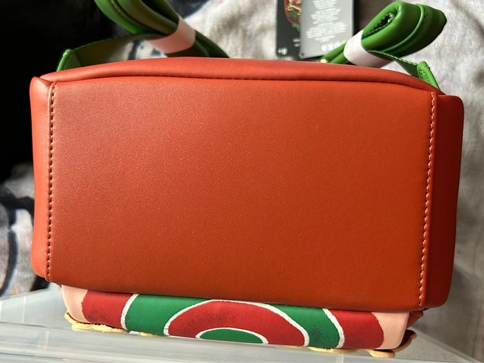 Sac à dos loungefly Disney thème Noël hiver cheminée - photo numéro 8