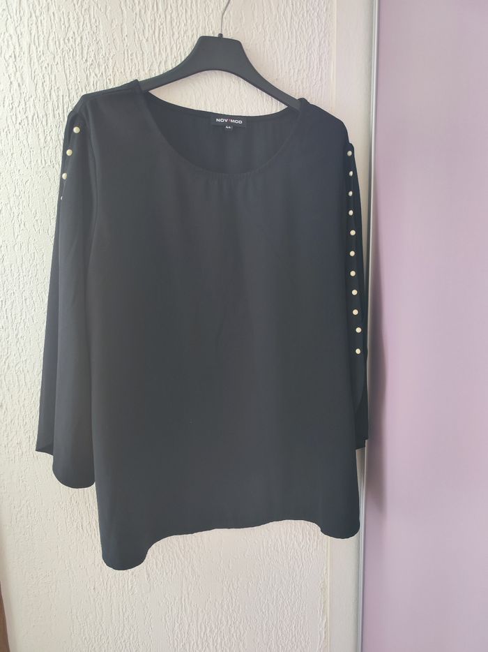 Blouse épaules ouvertes
